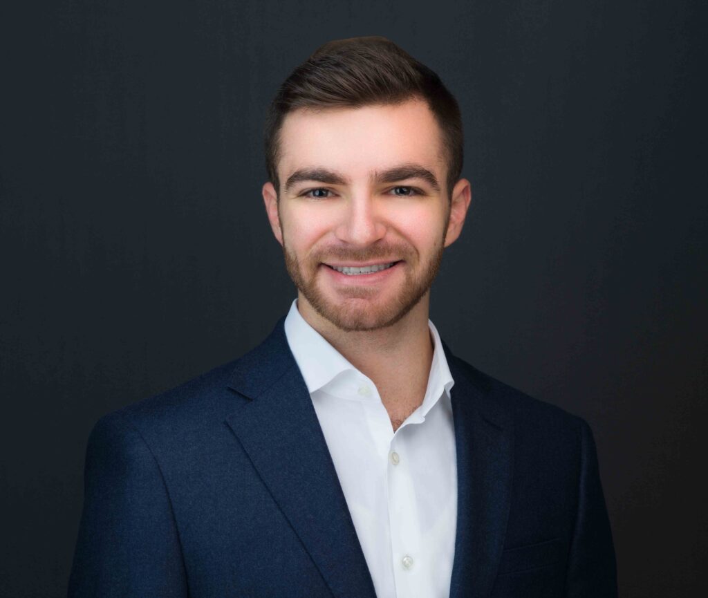 Headshot Photographers NYC. What to wear for headshots