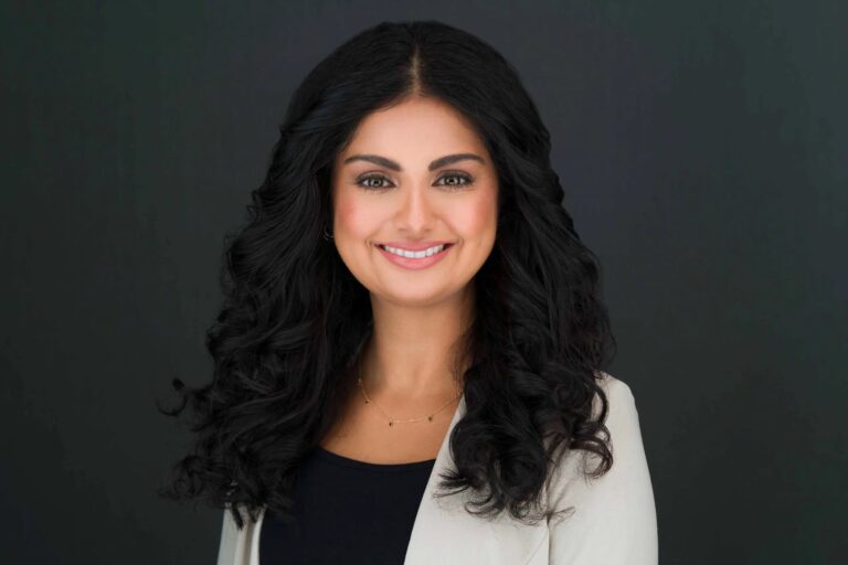 Headshot Photographers NYC, Headshots NYC, Headshot Photographers near me, corporate headshot